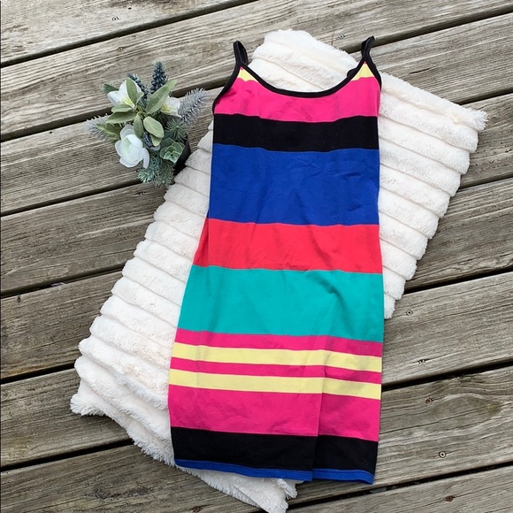 Dresses & Skirts - Super cute mini colorful dress✨